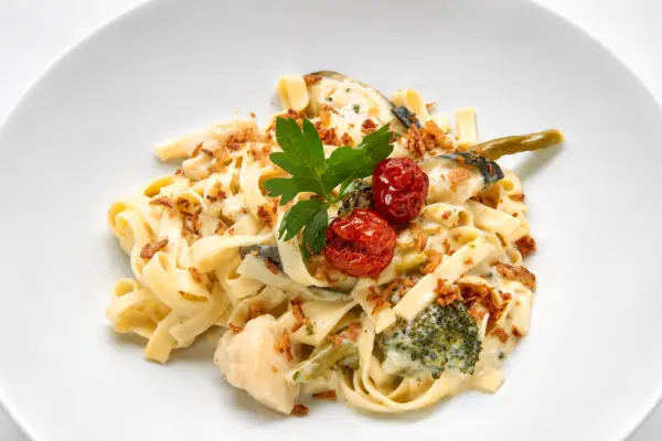 Hauptgang Pasta Tagliatelle – Restaurant Gasthof Kreuz Egerkingen